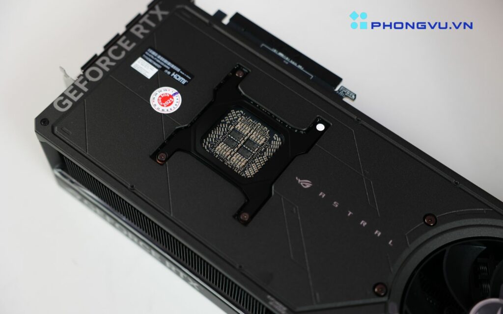 ASUS khuyến nghị sử dụng nguồn PSU tối thiểu 850W