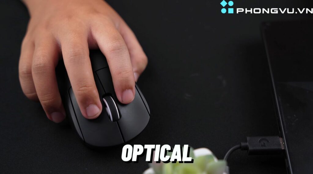 Công tắc quang học mới - bền bỉ nhưng cảm giác bấm còn nặng