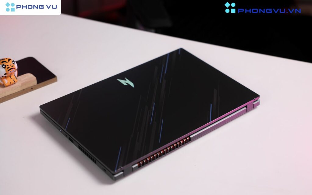 Phân khúc laptop gaming tầm trung luôn sôi động với những sản phẩm cân bằng giữa giá cả và hiệu năng, và ACER Nitro V ANV15-51-53NE là một cái tên đáng chú ý.