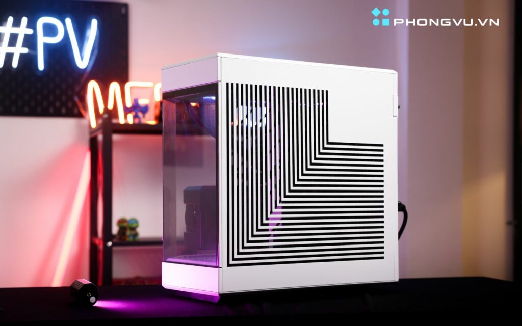 Vỏ case HYTE Y60 màu trắng là một điểm nhấn về thiết kế