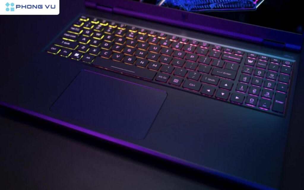 Bàn phím Chiclet có hành trình phím tốt, đèn nền RGB tùy chỉnh đẹp mắt, phù hợp với phong cách gaming