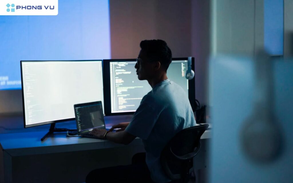 Nhà thiết kế web và kỹ thuật số