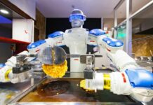 Robot đầu bếp độc lạ với tốc độ nấu nhanh hơn 50% và tiết kiệm 30% chi phí nhân sự Robot đầu bếp