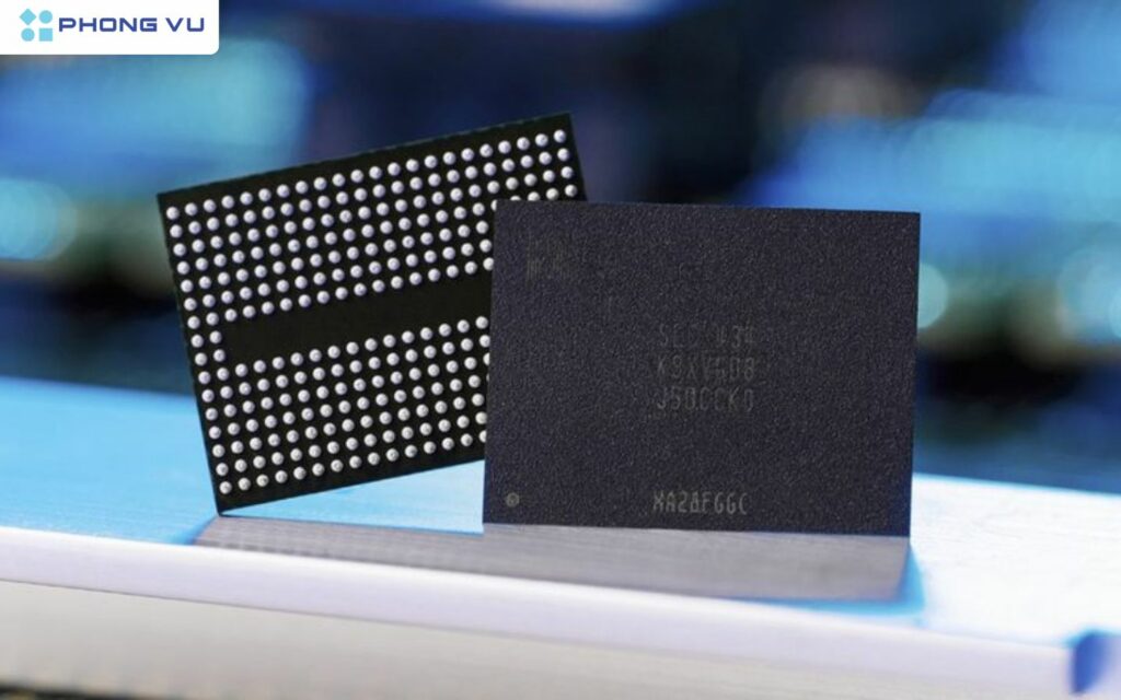 SSD PCIe 6.0 đầu tiên đạt tốc độ 'khủng' đến 27 GB/giây 4 SSD PCIe 6.0 chủ yếu hướng đến các doanh nghiệp và trung tâm dữ liệu