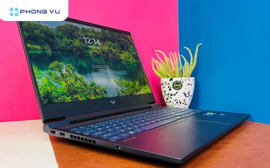 Top 10 laptop gaming HP Victus 16 cấu hình khủng giá rẻ 7 Nếu bạn là một game thủ chuyên nghiệp hoặc người dùng có yêu cầu cao về hiệu năng, HP Victus 16-r0225TX (9Q976PA) là một lựa chọn không thể bỏ qua
