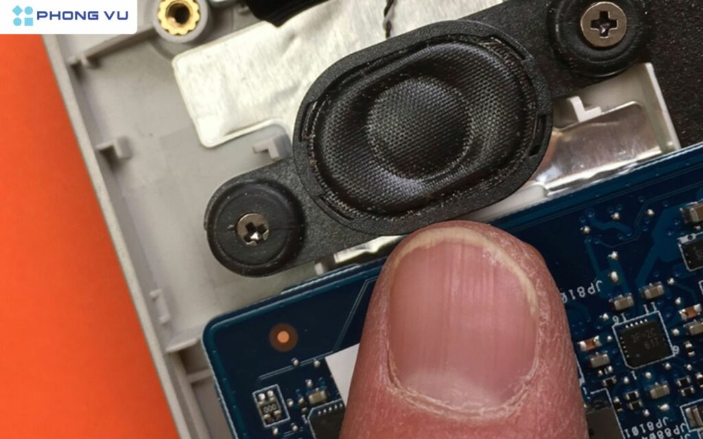 5+ Cách sửa loa laptop bị rè đơn giản, hiệu quả tại nhà 4 Khi các cách trên không hiệu quả, loa có thể đã hỏng phần cứng. Bạn cần mua loa thay thế tương thích (kiểm tra mã model laptop trên trang hãng như Lenovo, Acer)