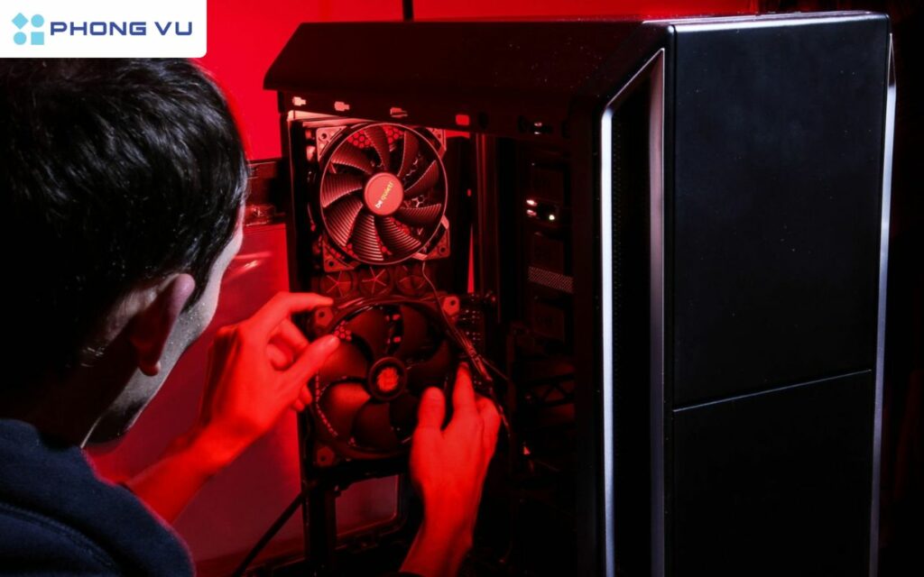 Xu hướng build PC năm 2025: Cấu hình 32GB RAM, SSD 1TB lên ngôi 3 GPU lên ngôi: Kỷ nguyên AI & Render trong xu hướng build PC 2025
