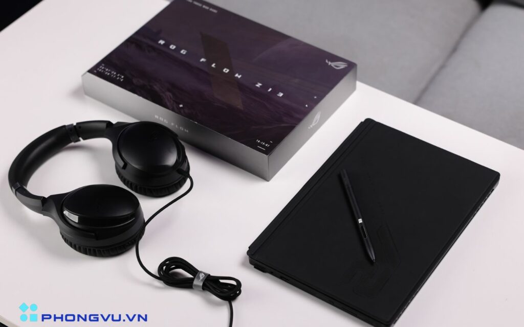 ASUS ROG Flow Z13 GZ302EA-RU080WS là một sản phẩm độc đáo