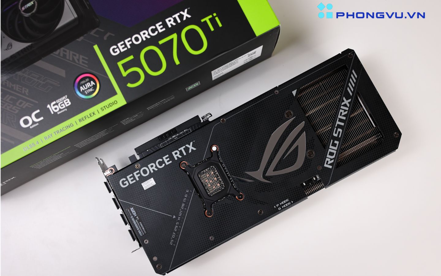 Đánh giá card màn hình ASUS ROG Strix GeForce RTX™ 5070 Ti 16GB 6 RTX 5070 Ti có TDP khoảng 280W, thấp hơn so với các mẫu cao cấp như RTX 5080 hay 5090