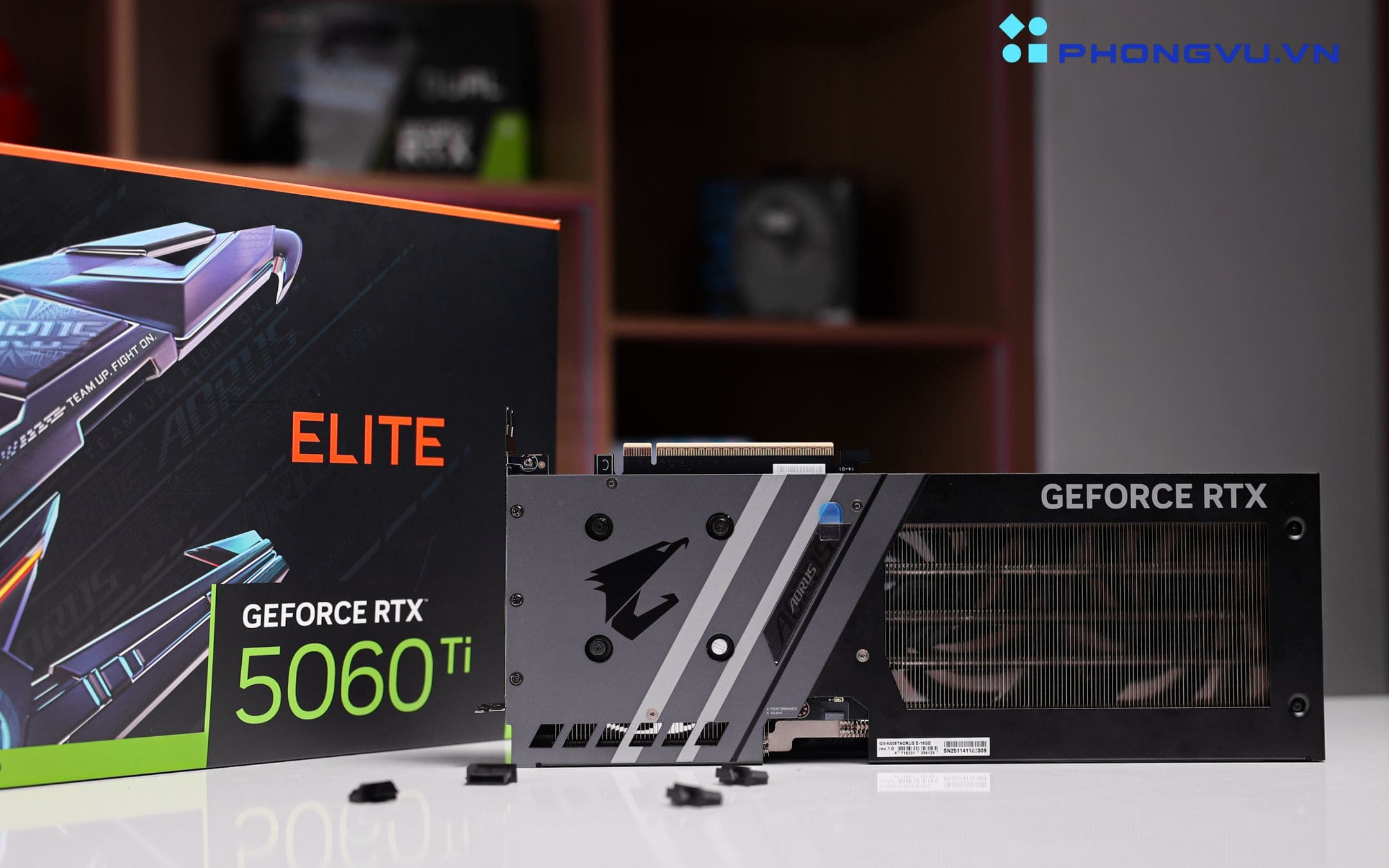 RTX 5060 Ti ELITE 16G yêu cầu một bộ nguồn tối thiểu 550W với đầu nối 8-pin duy nhất