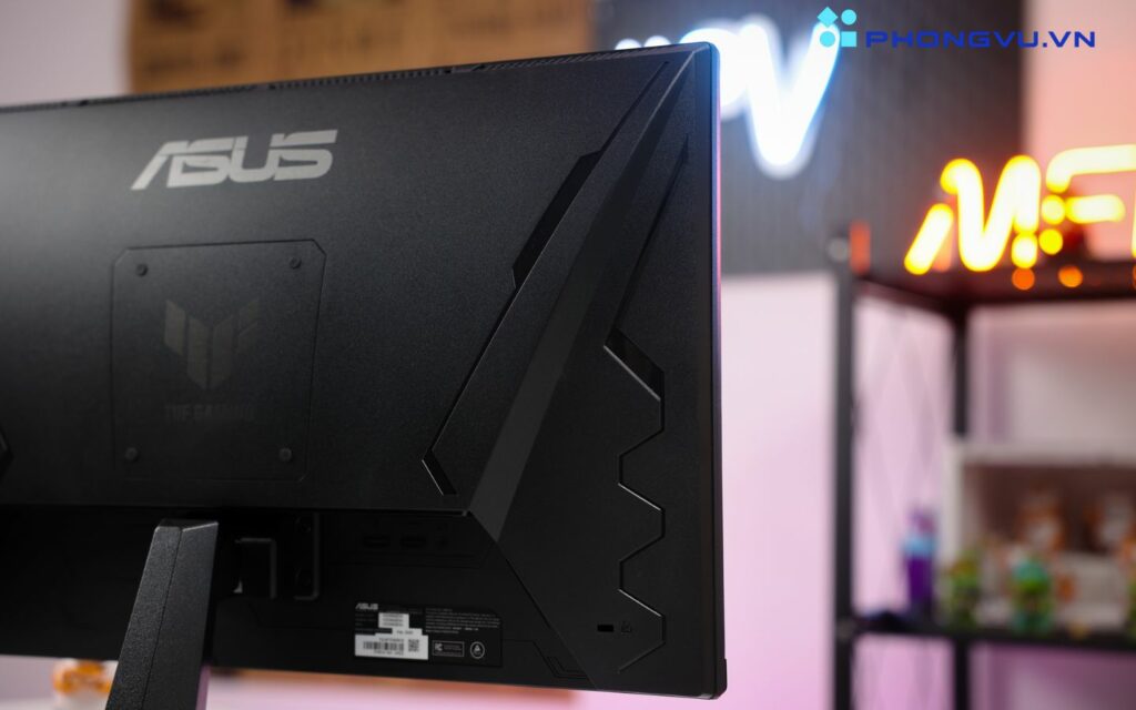 ASUS TUF Gaming VG249QE5A được trang bị các cổng cơ bản nhưng đủ dùng
