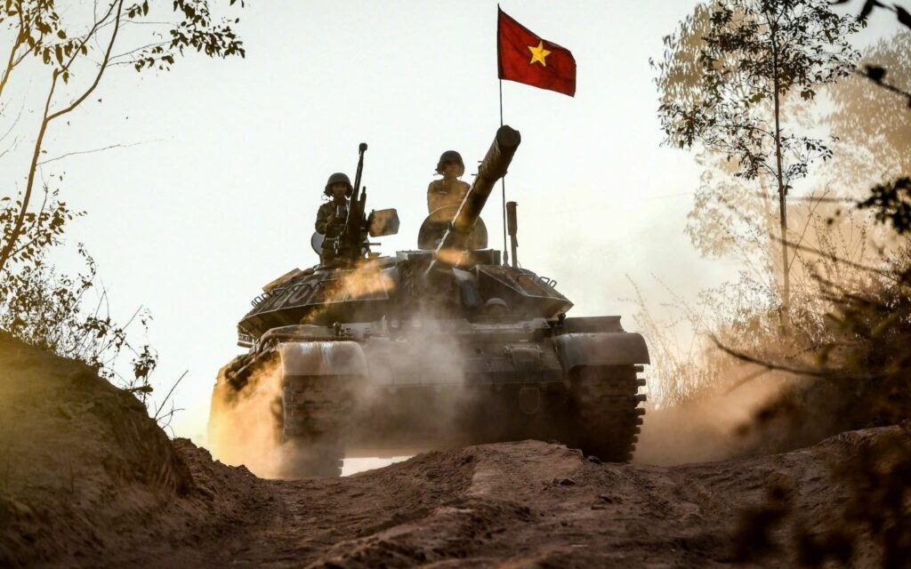 Dàn xe tăng T-54/55 cải tiến của lực lượng Tăng-thiết giáp