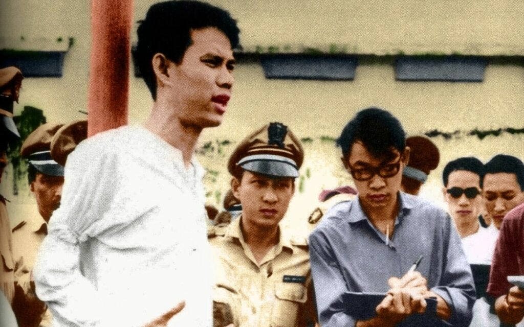 Nguyễn Văn Trỗi trước khi bị xử bắn tại pháp trường (15/10/1964)