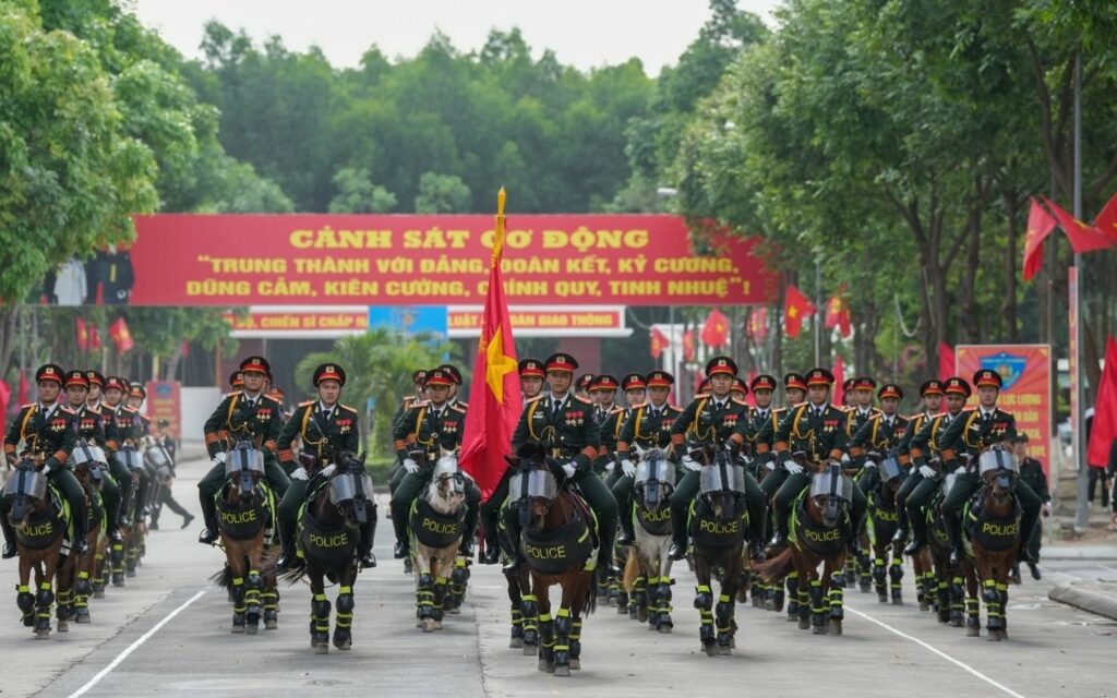 Kỵ binh của lực lượng công an