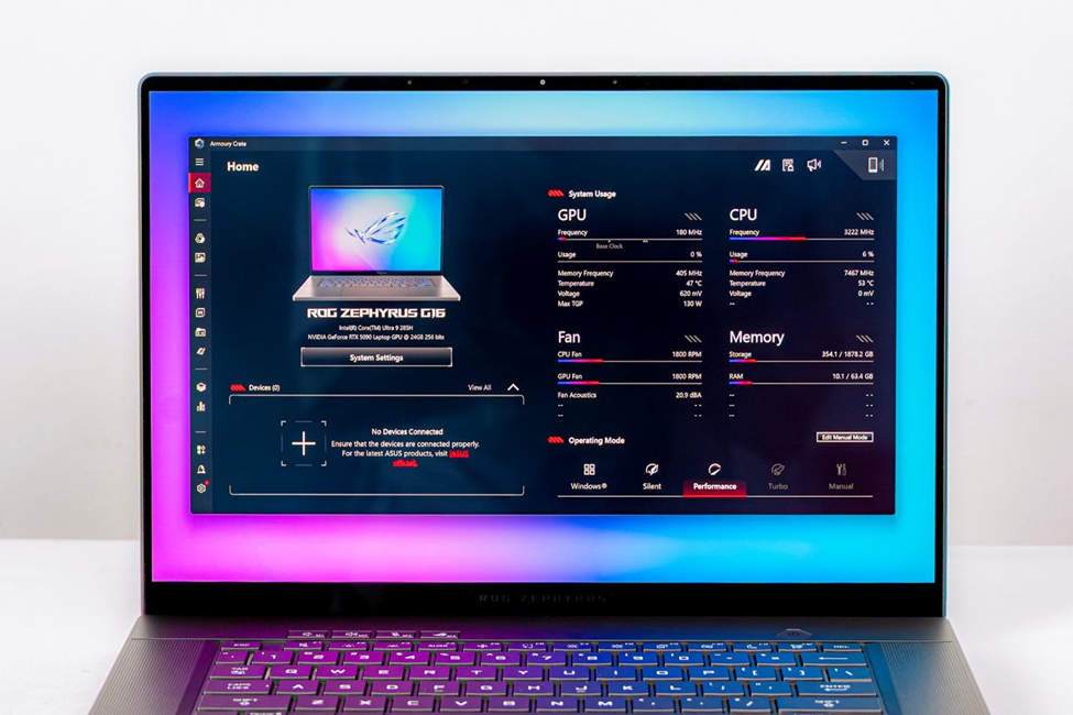 ROG Zephyrus G16 được trang bị cấu hình mạnh mẽ với card đồ họa NVIDIA® GeForce RTX™ 5090 đạt TGP tối đa 130W