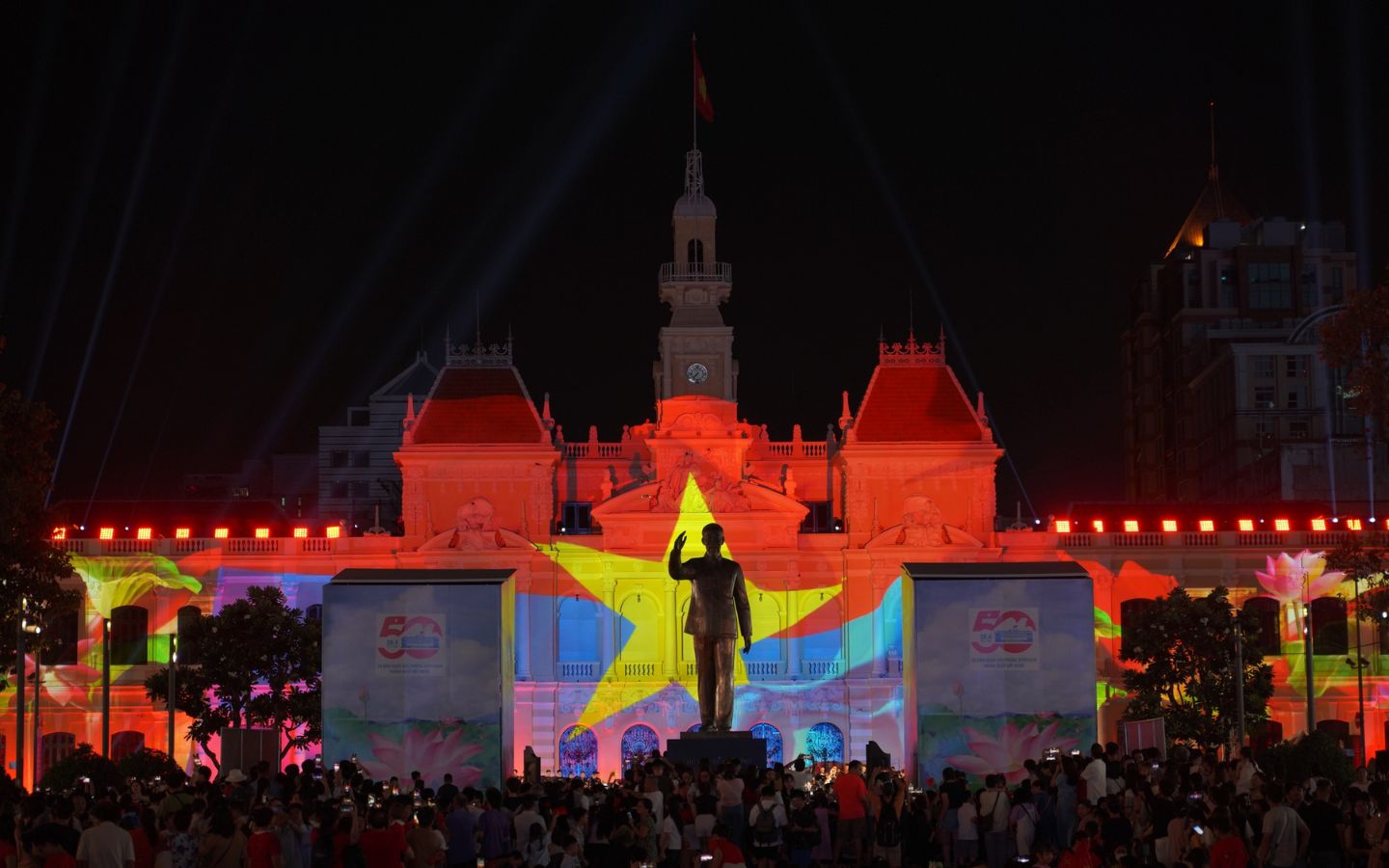 Các hoạt động liên quan đến hoạt động diễu binh 30/4