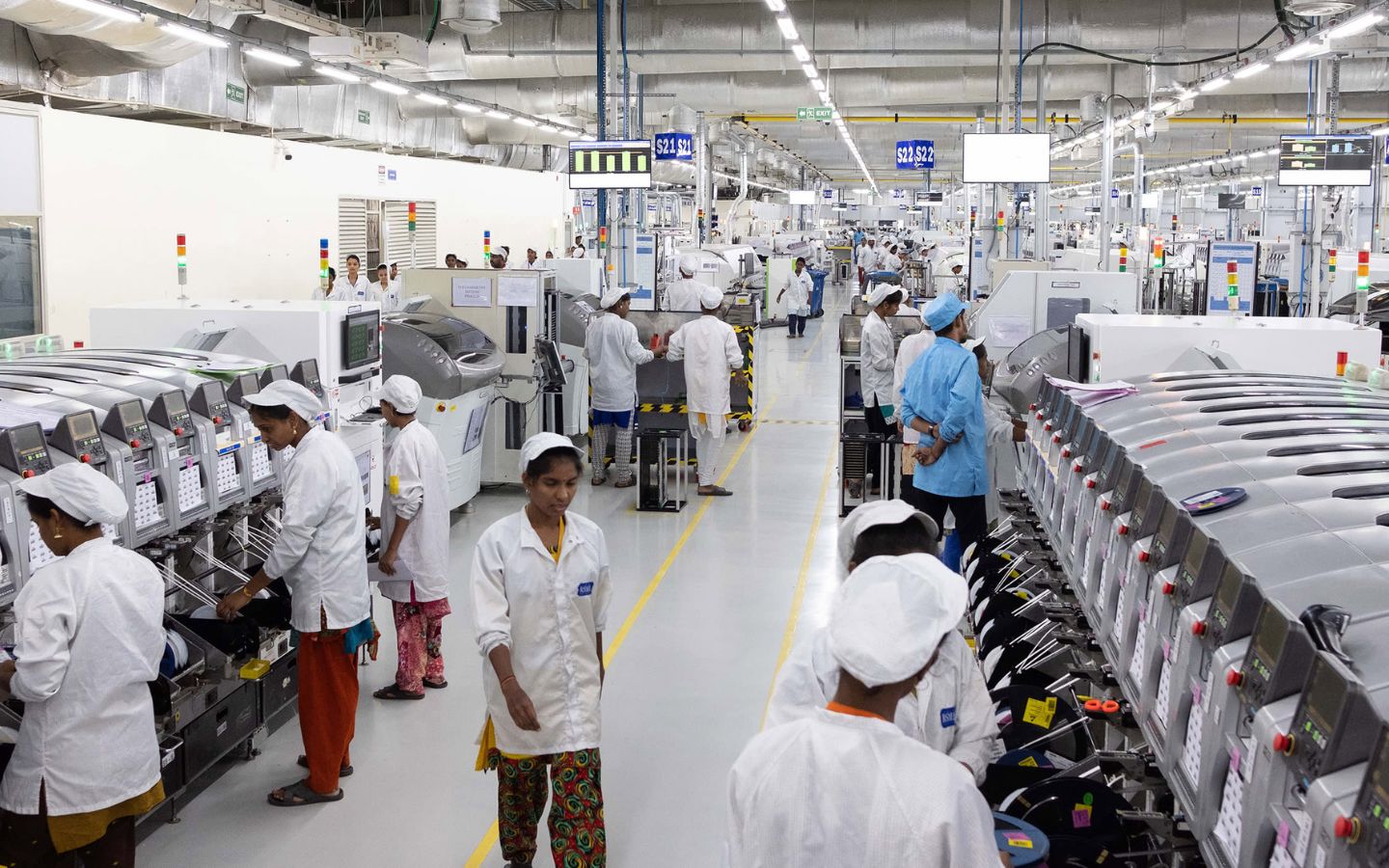 Apple điều chỉnh chiến lược để đối phó thách thức