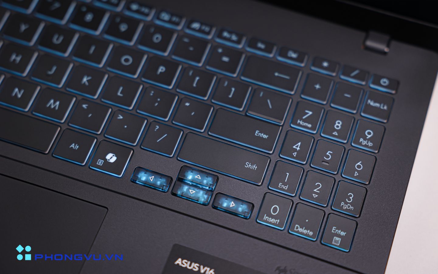 Bàn phím của Vivobook 16 cho cảm giác gõ êm ái