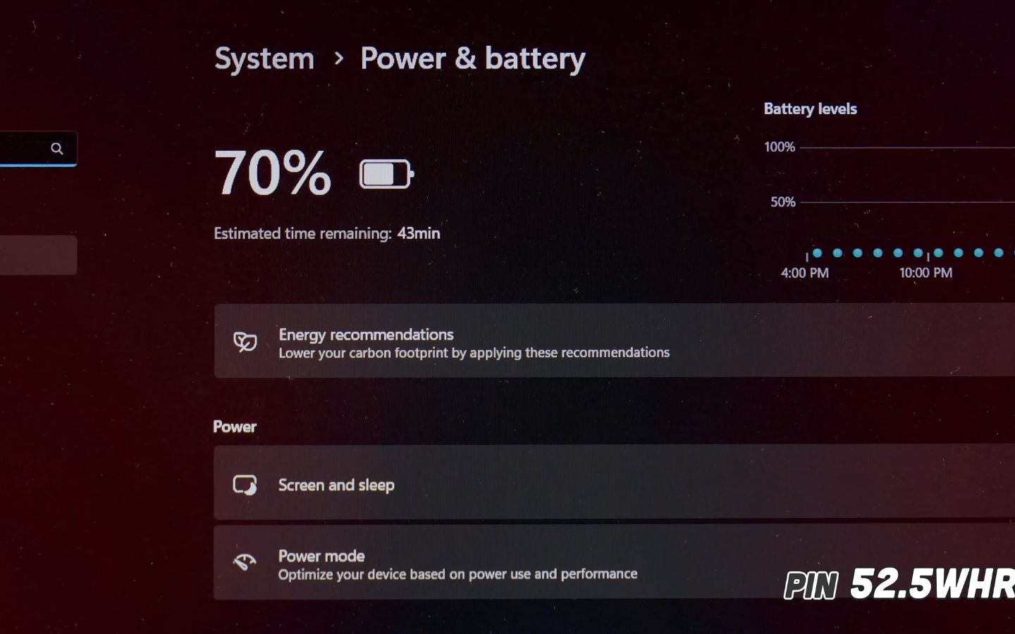 Pin của laptop Gigabyte G6 KF-H3VN853KH có dung lượng 52.5Wh, khá khiêm tốn cho một chiếc laptop gaming