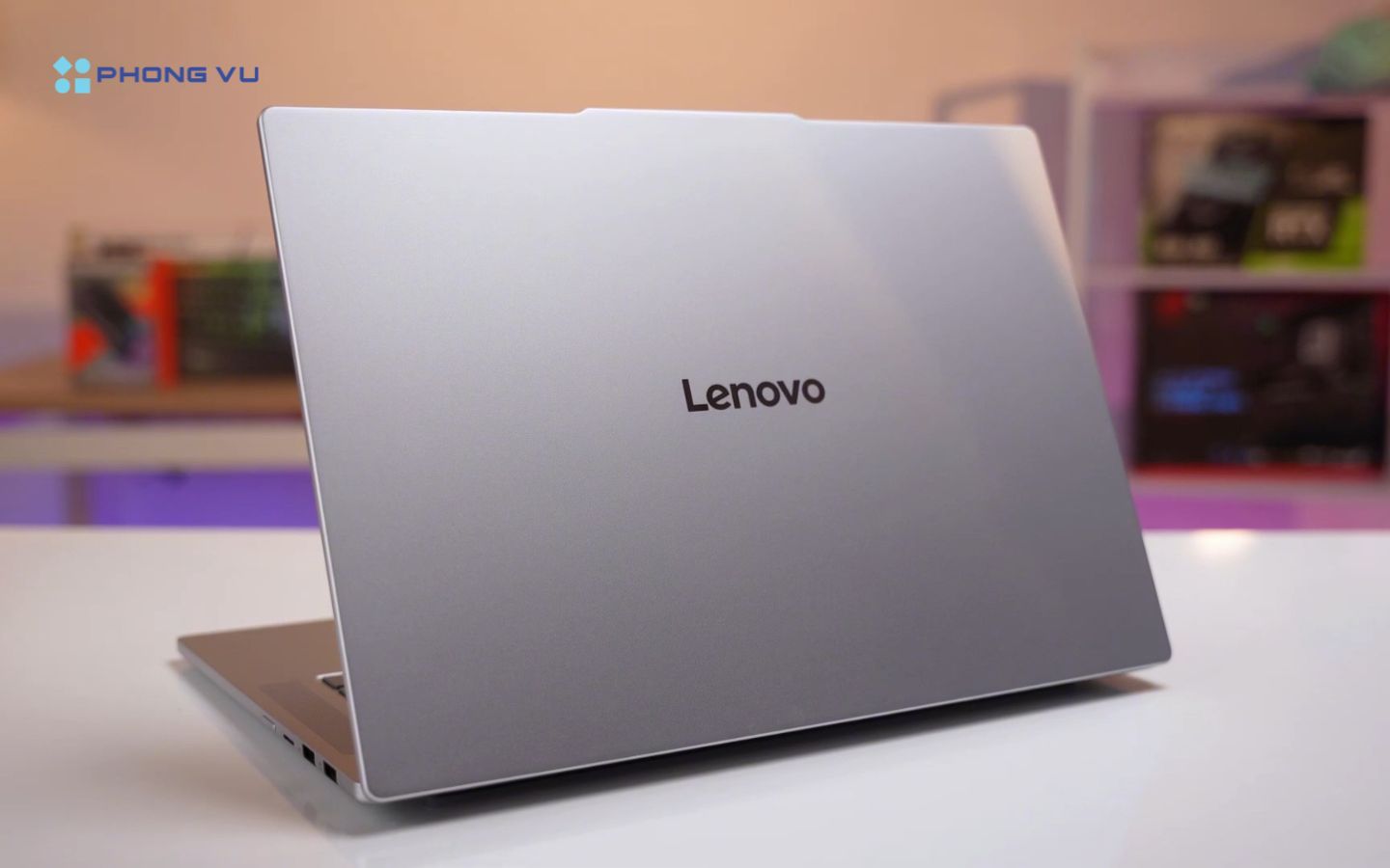 IdeaPad Slim 5 (~20.99 triệu) là lựa chọn xuất sắc cho người cần màn hình OLED, hiệu năng mạnh, và thiết kế cao cấp