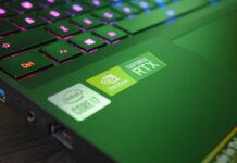 So sánh laptop văn phòng có card rời với không card rời
