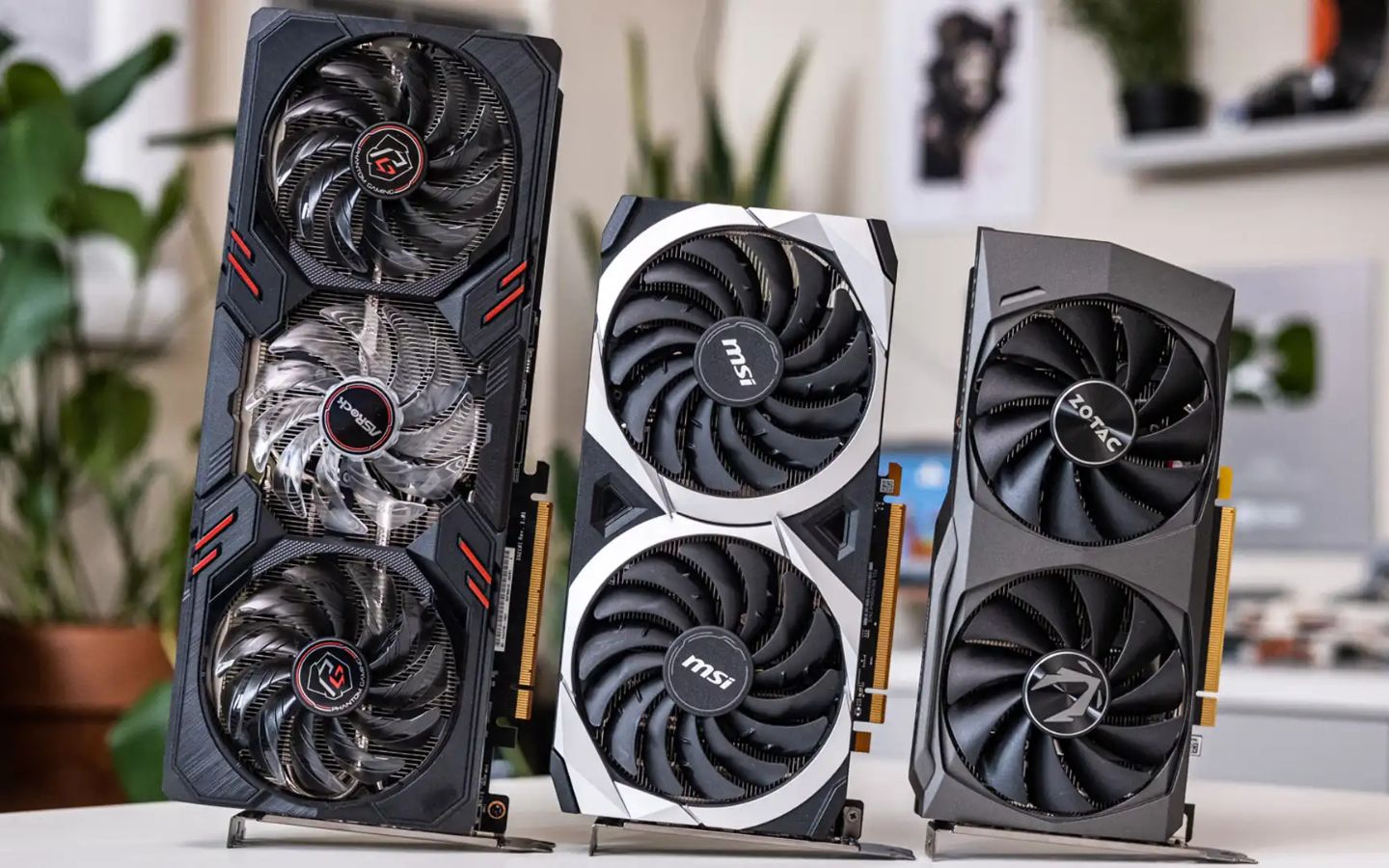 Laptop văn phòng có card rời thường mang lại hiệu năng xử lý đồ họa vượt trội hơn đáng kể so với card onboard