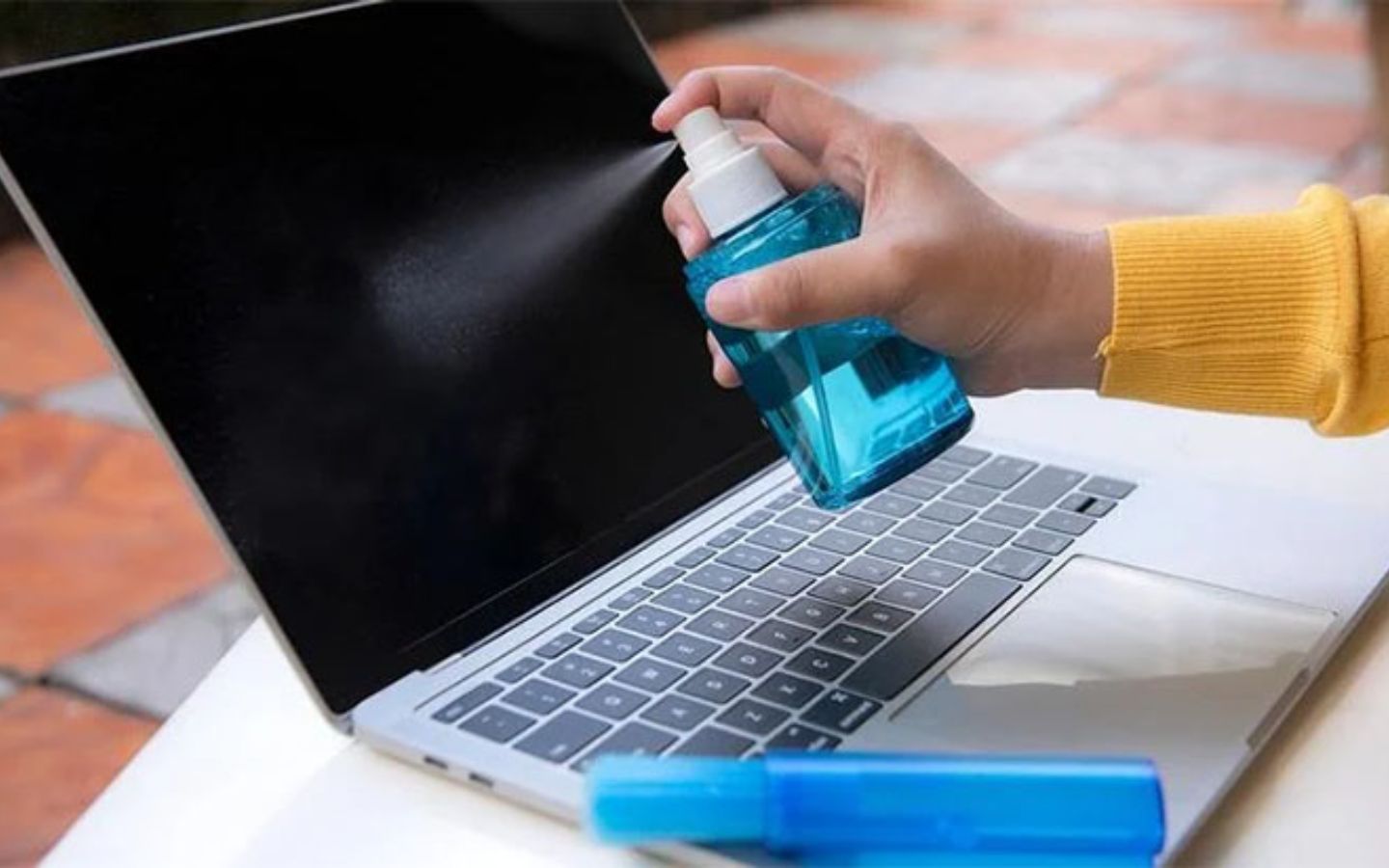 Bao lâu vệ sinh laptop 1 lần? Hướng dẫn vệ sinh laptop đúng cách 1 Bao lâu vệ sinh laptop 1 lần?