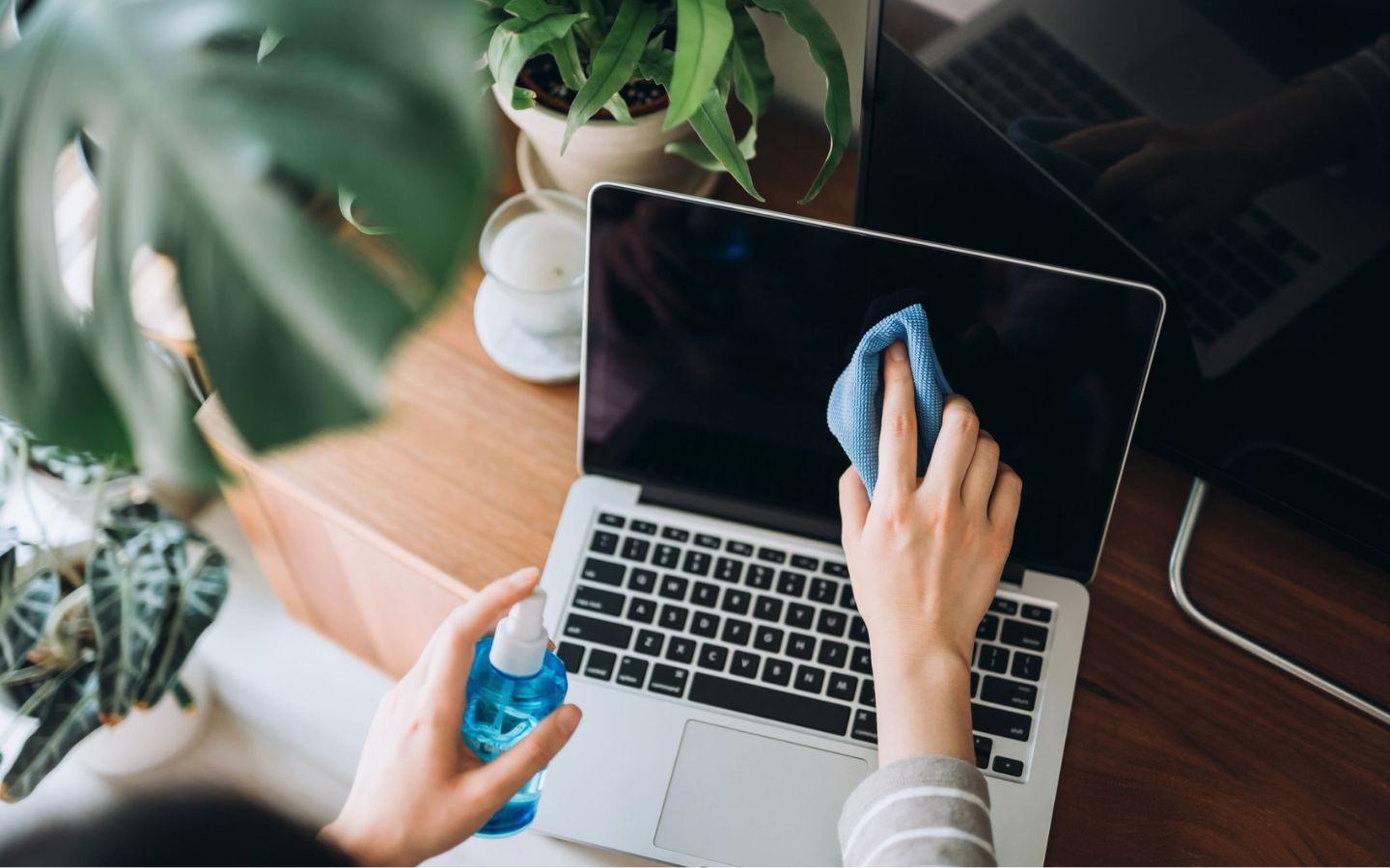 Bao lâu vệ sinh laptop 1 lần? Hướng dẫn vệ sinh laptop đúng cách 11 Những điều cần lưu ý khi vệ sinh laptop