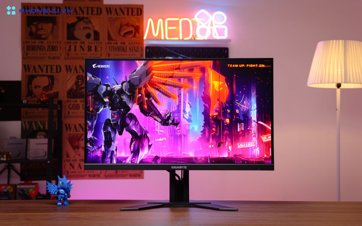 Với tần số quét 180Hz và độ trễ thấp, màn hình mang lại chuyển động mượt mà đáp ứng các nhu cầu chơi game FPS