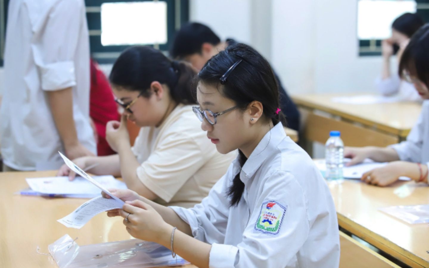 Thời điểm hồi hộp chuẩn bị vào thi của các sĩ tử