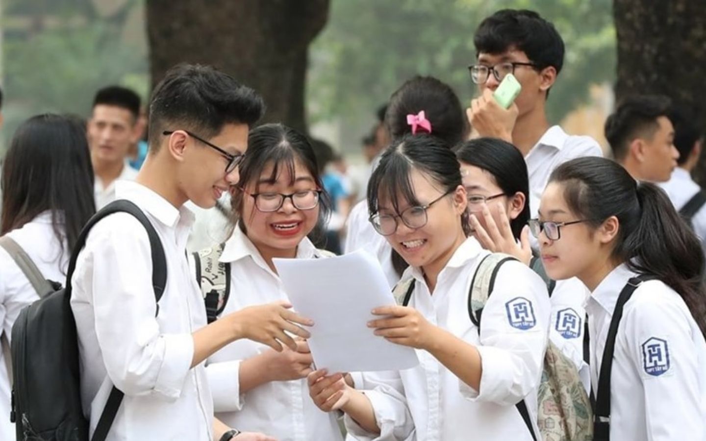 Sáng 26/6, các sĩ tử 2k7 chính thức bước vào kỳ thi Tốt nghiệp THPT 2025