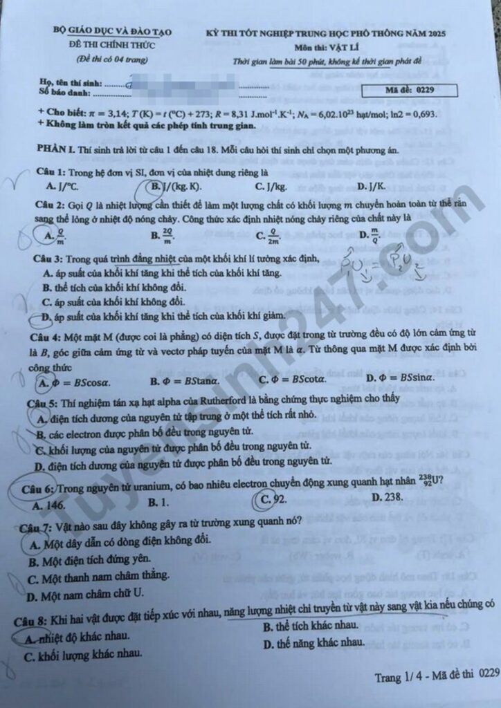 Đề thi môn Vật lý mã đề 0229 trang 1