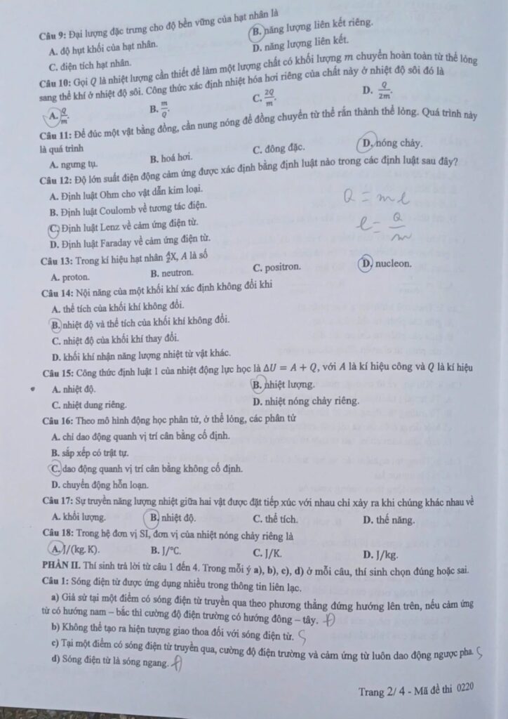 Đề thi môn Vật lý mã đề 0220 trang 2