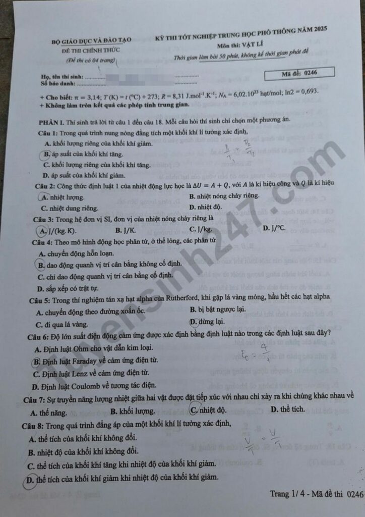 Đề thi môn Vật lý mã đề 0246 trang 1
