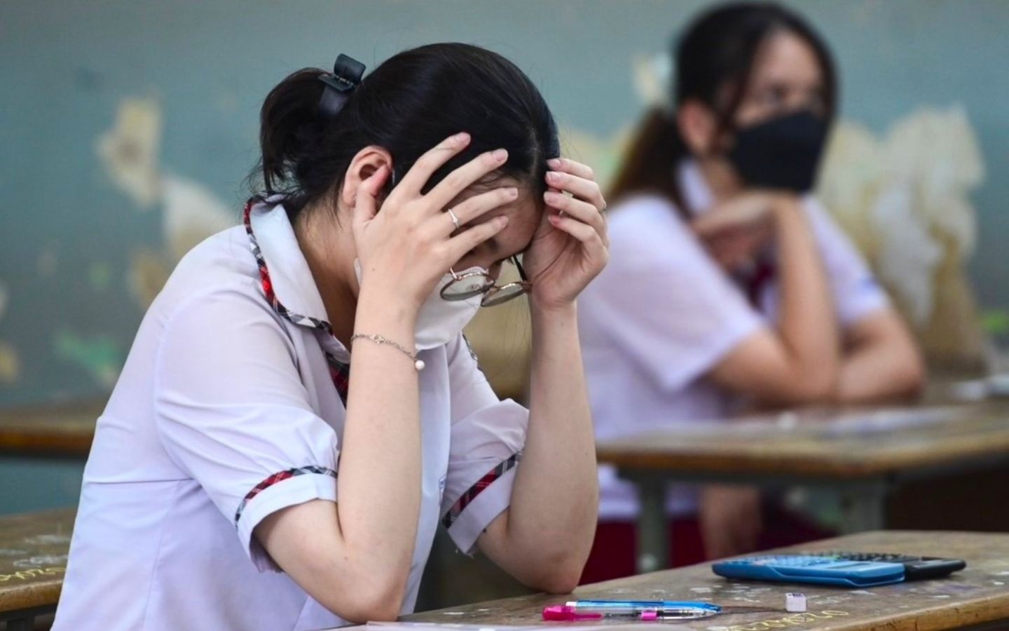 Nhiều thí sinh nói hoang mang, phát khóc vì quyết định bỏ khối C