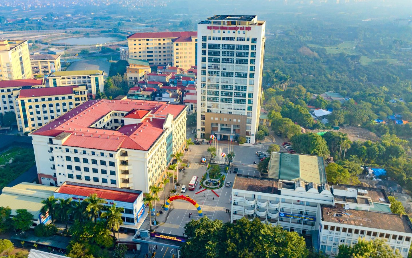 Đại học Công nghiệp Hà Nội 