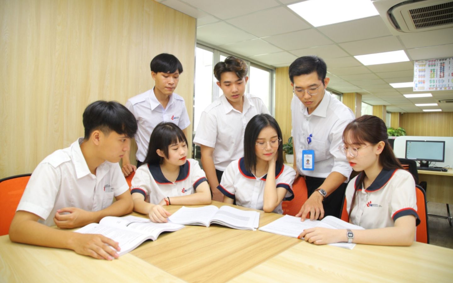 Sinh viên Đại học Công nghiệp 