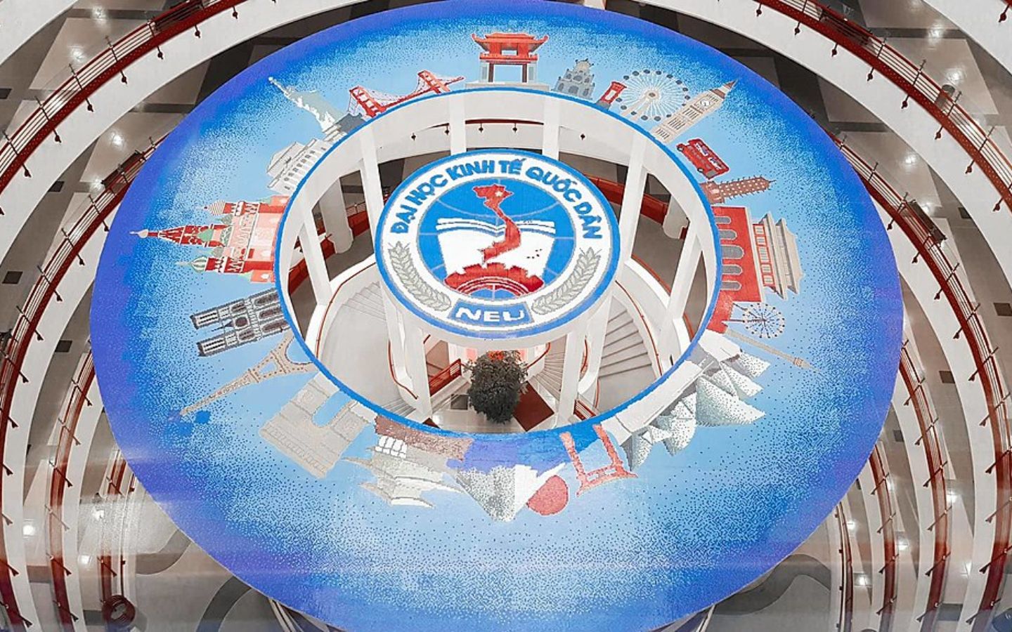 Bên trong Đại học Kinh tế Quốc dân