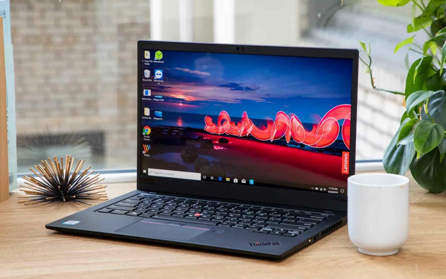 Kinh nghiệm mua laptop cho sinh viên chi tiết từ A-Z 18 Laptop Lenovo hiệu năng ổn định, nổi tiếng với độ bền cao