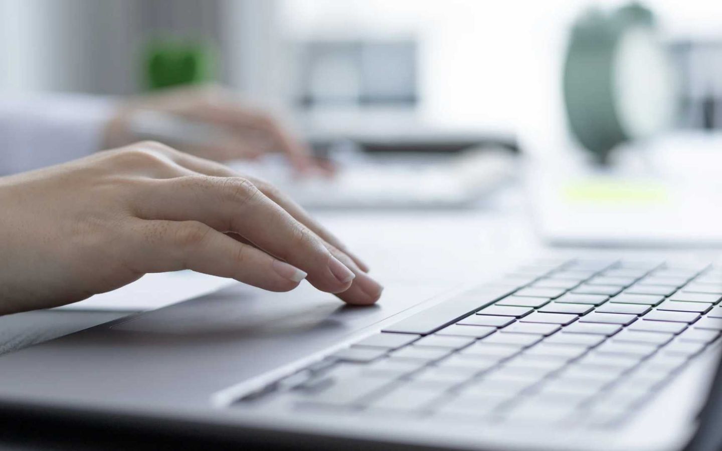 Việc lựa chọn bàn phím thay thế phụ thuộc vào nhu cầu của từng người dùng