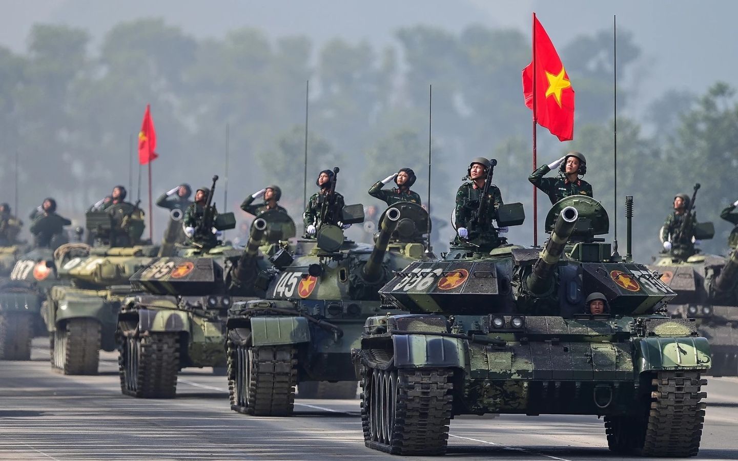 Hà Nội đang rộn ràng trong không khí chuẩn bị cho sự kiện trọng đại