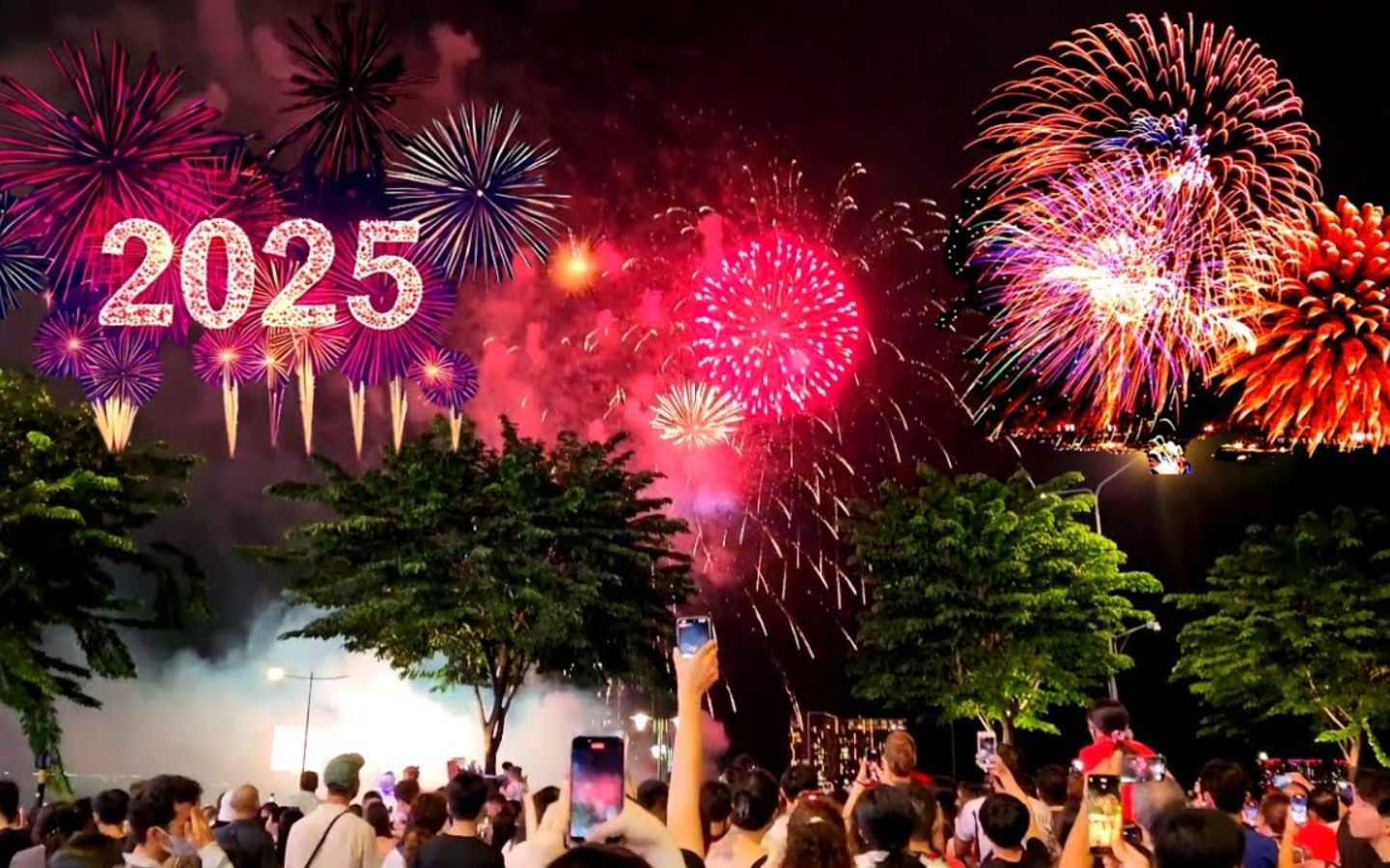 Phố đi bộ Nguyễn Huệ