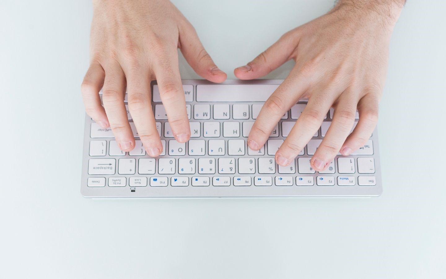 Truy cập lệnh đã sử dụng trước với phím mũi tên. (Nguồn: Internet)