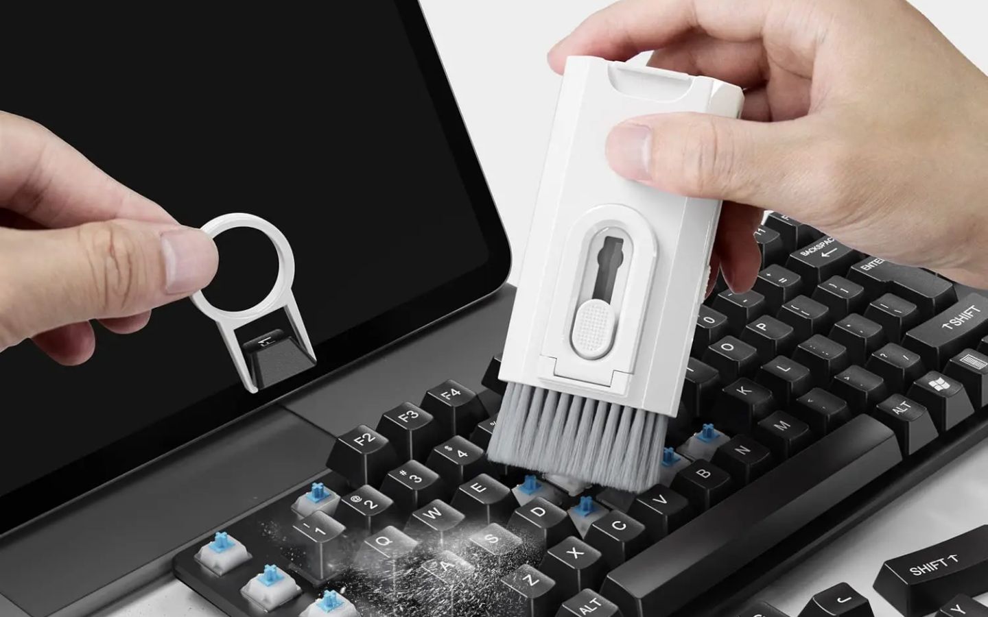 Lưu ý khi vệ sinh bàn phím cơ