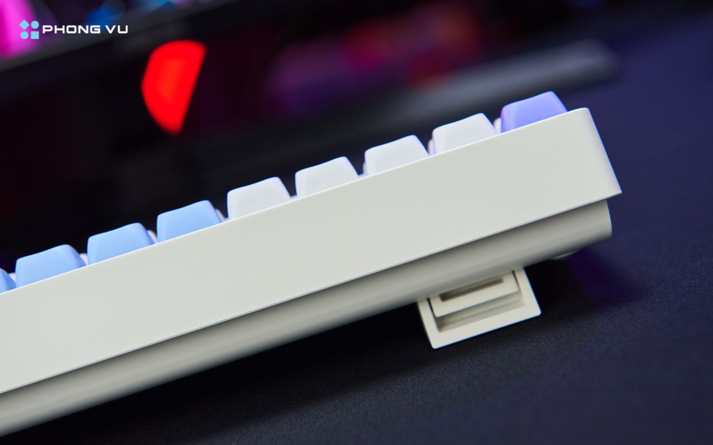 Đánh giá bàn phím cơ AULA S100 Pro: Lựa chọn phổ thông đáng cân nhắc 6 Với mức giá rẻ và phối màu trẻ trung, phù hợp game thủ casual và người dùng văn phòng