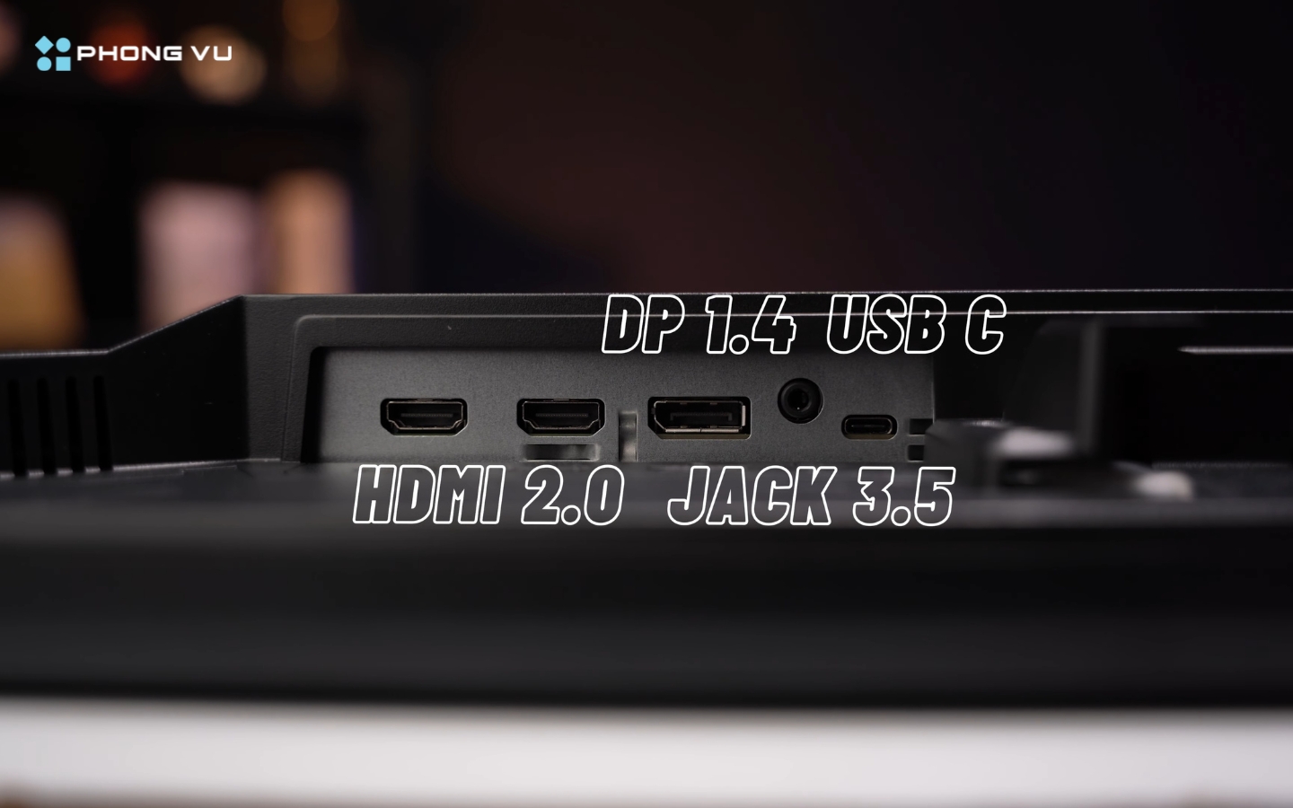 Cổng USB-C là một bổ sung hiện đại, nhưng đáng tiếc không hỗ trợ xuất hình