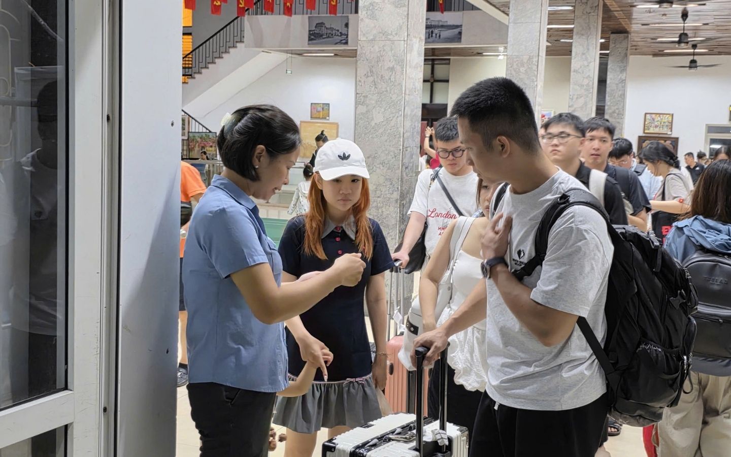 Giá vé tàu Tết 2026: Lịch trình, cách đặt vé tàu Tết Bính Ngọ 2 Giai đoạn 2 sẽ mở bán vé cho khách hàng cá nhân