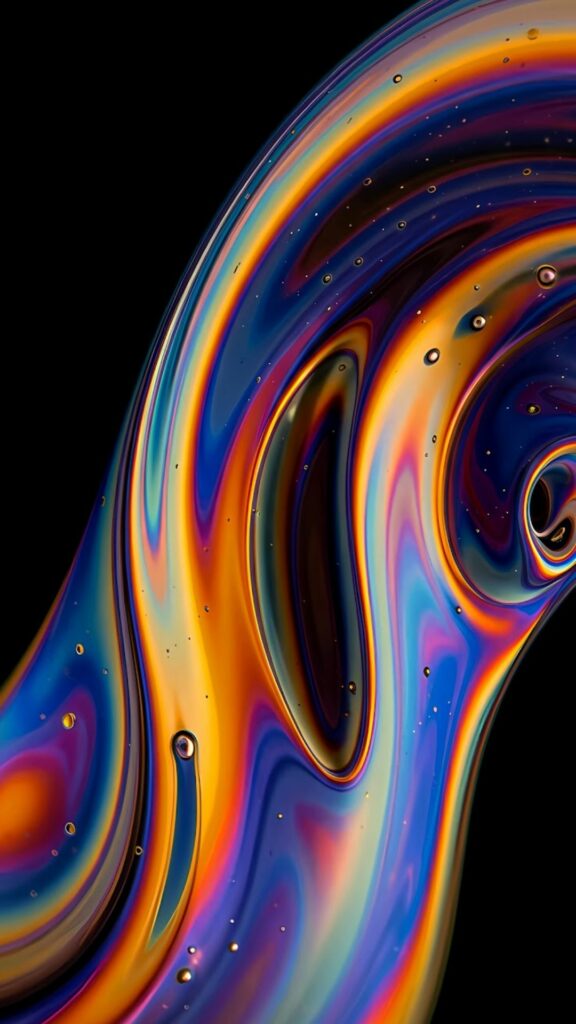 Khối kim loại xoắn vàng cam, tạo chiều sâu thị giác