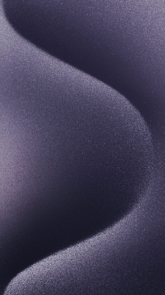 Những đường nét gợn sóng màu tím tạo cảm giác uyển chuyển