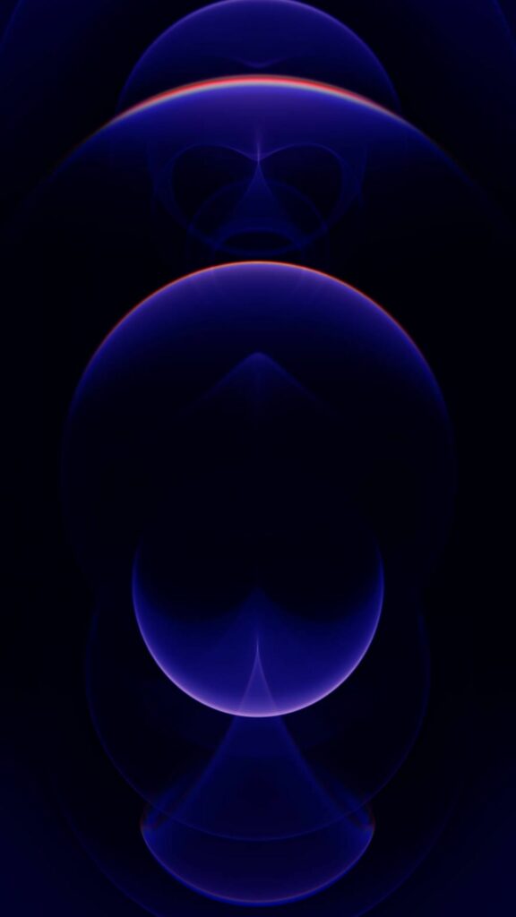 Sự kết hợp giữa màu tím và xanh đậm, mang lại cảm giác đầy bí ẩn